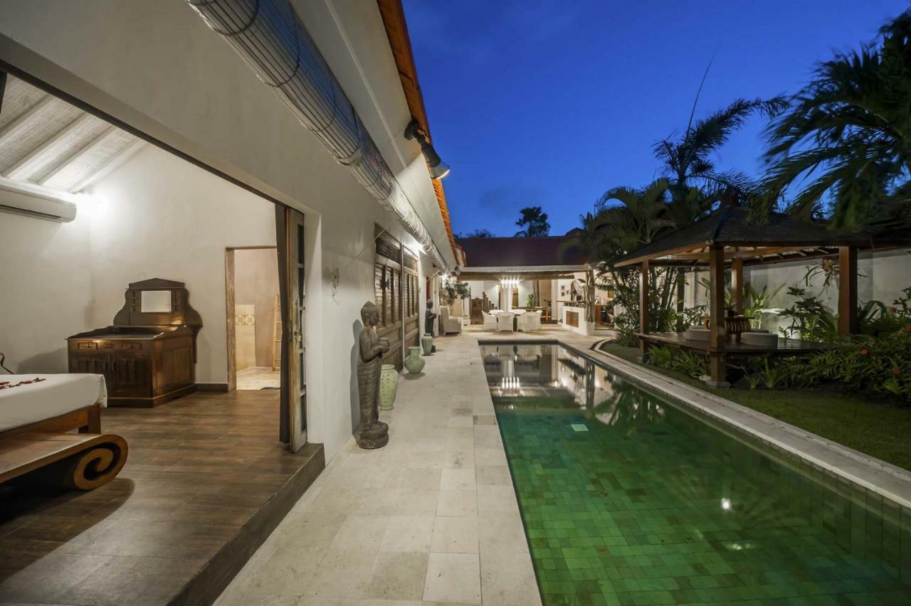 Coco Poco Villa Seminyak Esterno foto