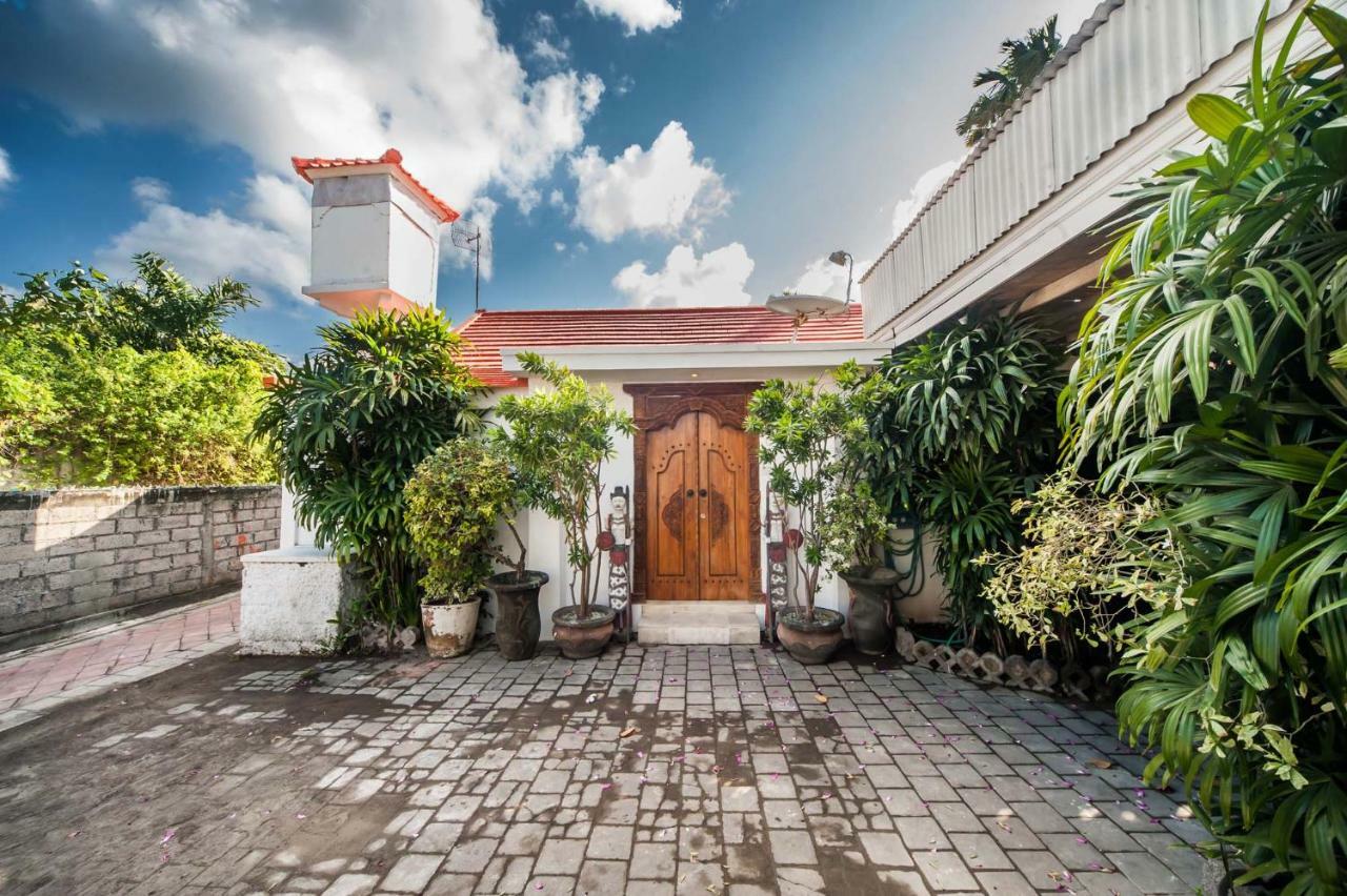Coco Poco Villa Seminyak Esterno foto