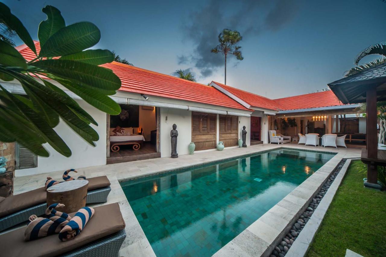 Coco Poco Villa Seminyak Esterno foto