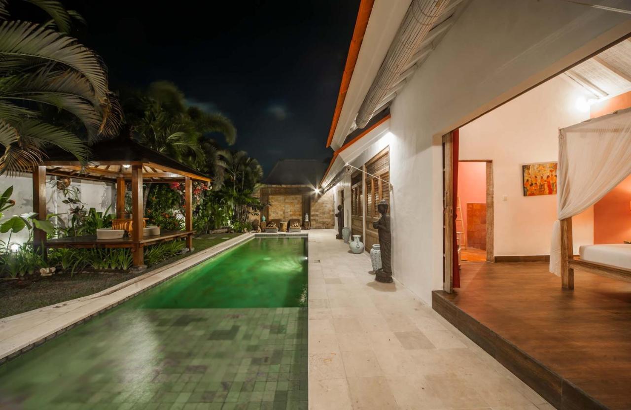 Coco Poco Villa Seminyak Esterno foto