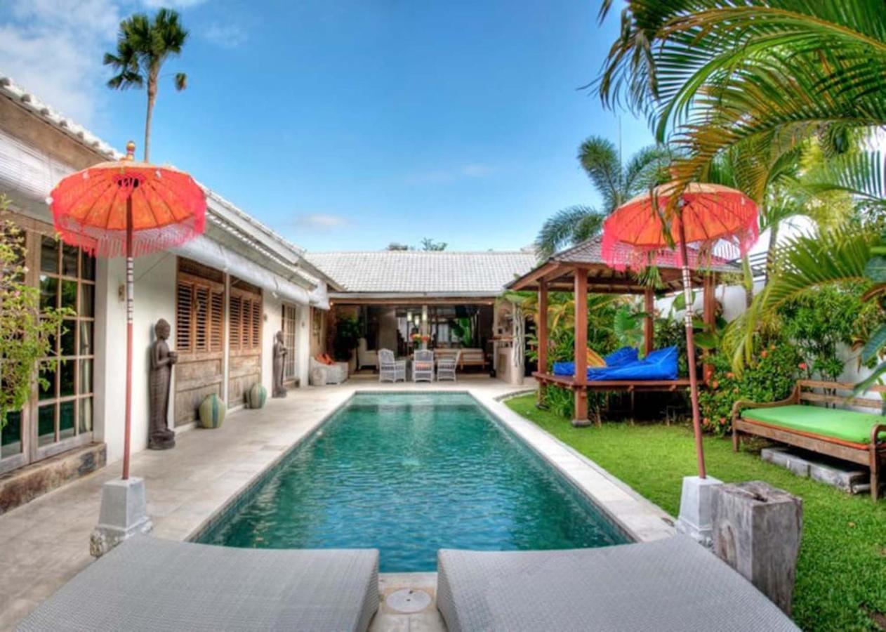 Coco Poco Villa Seminyak Esterno foto